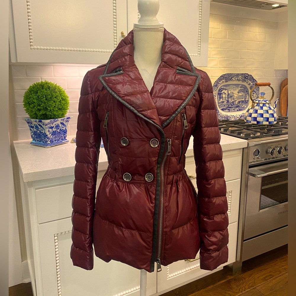 NWOT Burberry Burgundy Puffer Jacket size Large Super Flattering Fit!